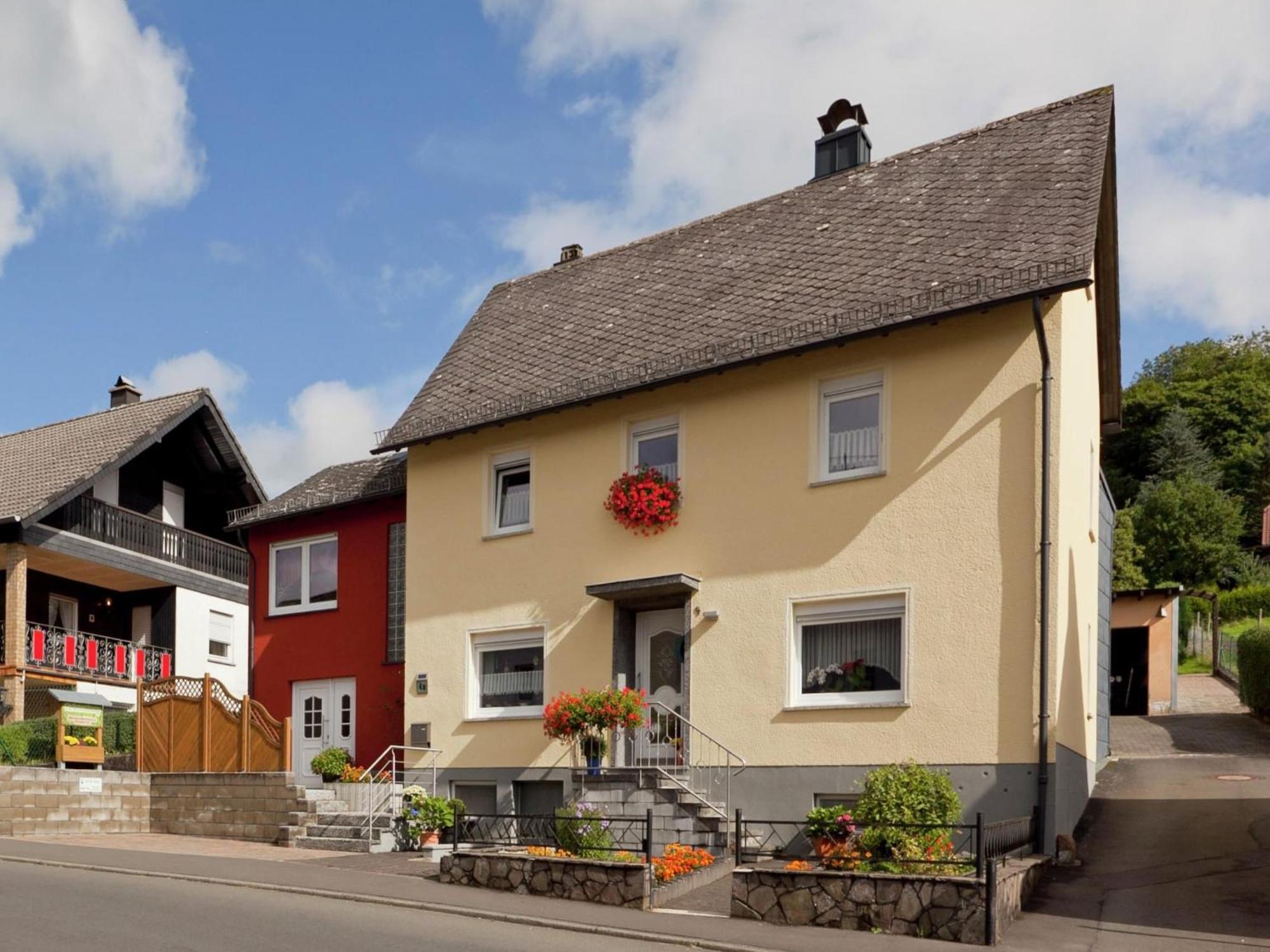 Apartment Near The Nurburgring With Terrace Hillesheim Exterior photo